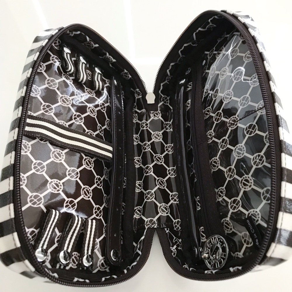 Henri Bendel Travel Jewelry Bag